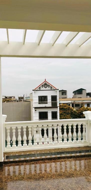 HIẾM!!! AN SINH TUYỆT VỜI, 4.1 TỶ 38M2 5 TẦNG, Ô TÔ ĐỖ CỬA, NHÀ HẬU ÁI.