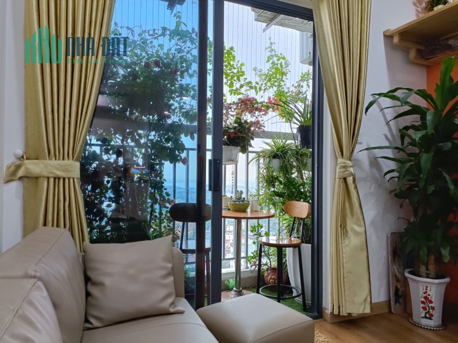 Bán căn hộ thương mại Ecohome 3, Đông Ngạc. DT 69.7 m, full nội thất, có sổ hồng.
