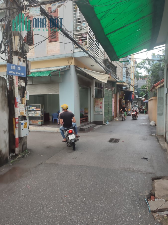 SOS  CÓ NHÀ NGỌC HỒI CẦN BÁN GẤP diện tích 30M, 5 tầng, mặt tiền 4.3M, giá chỉ 3.35 Tỷ