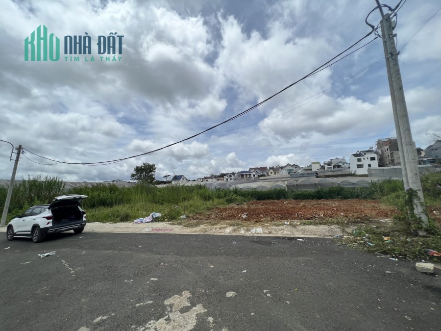 Cần tiền bán gấp đất KQH Nguyễn Hữu Cầu - Thái Phiên, Đà Lạt 325m2 giá chỉ 8 tỷ