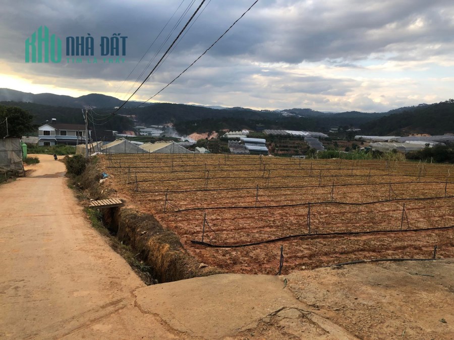 Cần bán gấp đất view thoáng đường Cao Thắng, Đà Lạt 108m2 đất giá rẻ 1.3 tỷ