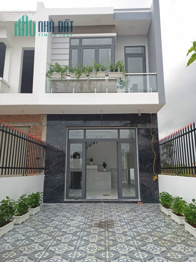 CẦN BÁN NHÀ 1TRỆT1LẦU - GIÁ 1TỶ100 - SỔ HỒNG RIÊNG