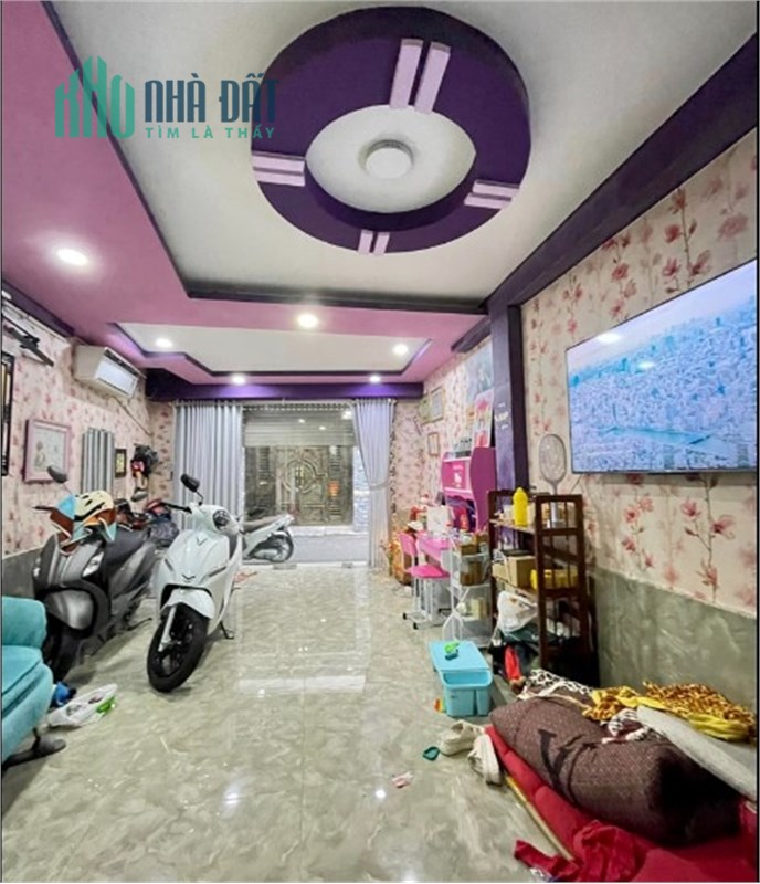 Mặt tiền Tái Thiết Tân Bình 42m2, 4 tầng, tầm 5 tỉ