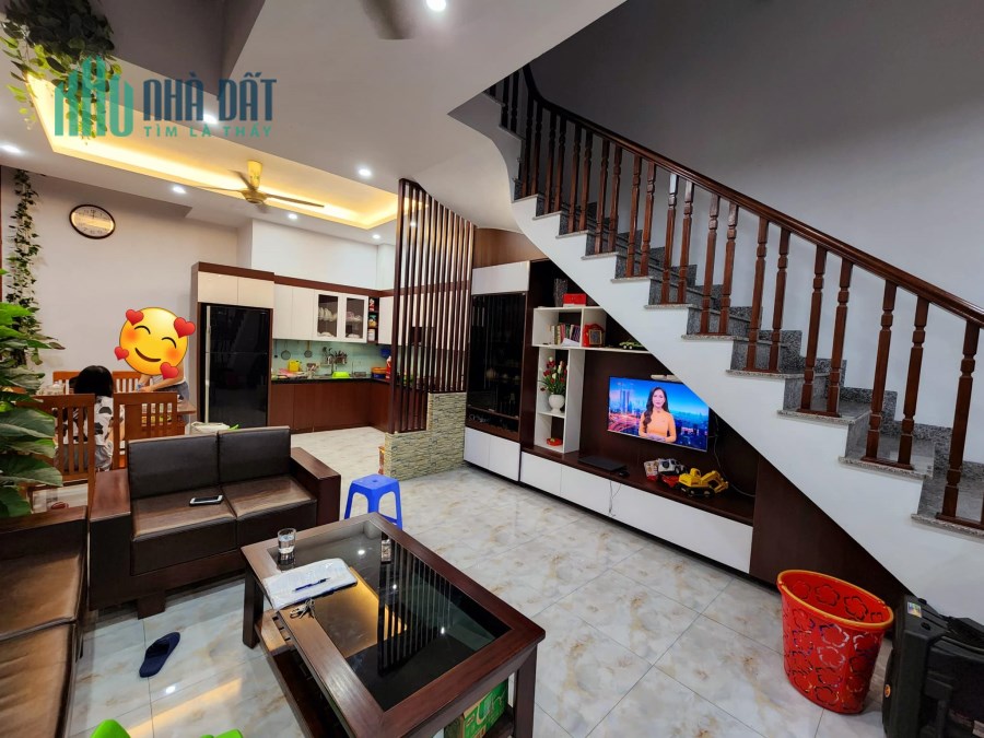 bán nhà khu đấu giá Mậu Lương, Plo vỉa hè, nhà đẹp ở luôn, 65m2, giá chỉ 6 tỷ.