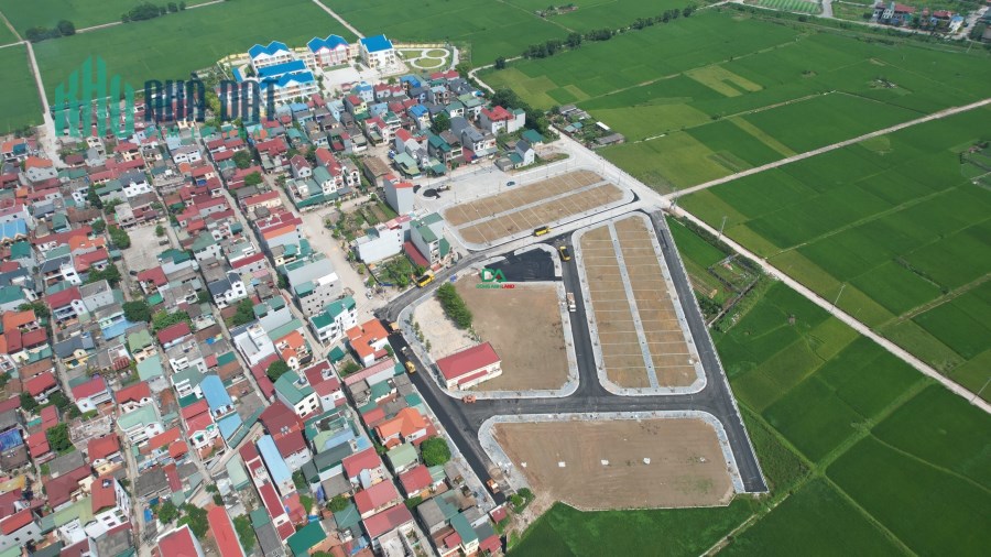 Bán Đất Đấu Giá Dục Tú dãy G mặt đường 60m 1 lô duy nhất giá 4x/m2