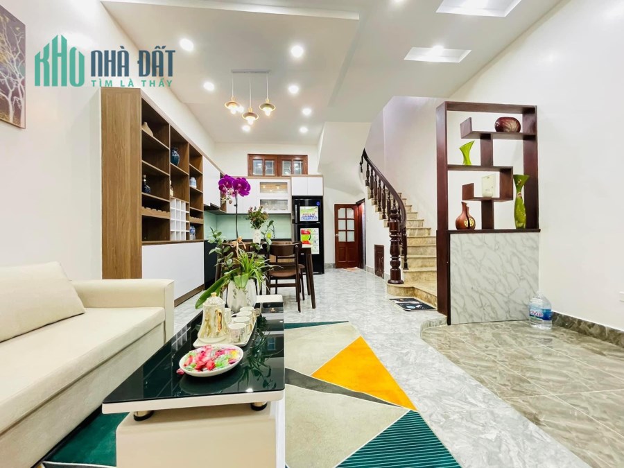 Bán nhà P.Hoàng Hoa Thám Tây Hồ 38m2 5T MT 4.2m nhỉnh 4ỷ mặt ngõ thông(3)