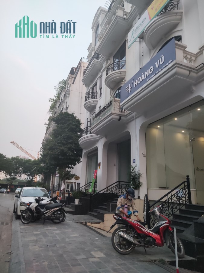 bán nhà khu phân lô phố Dịch Vọng Hậu Tôn Thất Thuyết 100m x 7 t giá 40 tỷ