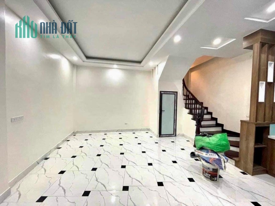 BÁN NHÀ PHỐ CHÙA LÁNG! 40m2 x 4tầng x mt 5,6m
Giá hơn 4Tỷ...