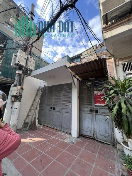 Bán Đất 50m Tặng nhà 2 tầng ở luôn Hoàng Đạo Thành-Thanh Xuân giá 2,11 tỷ