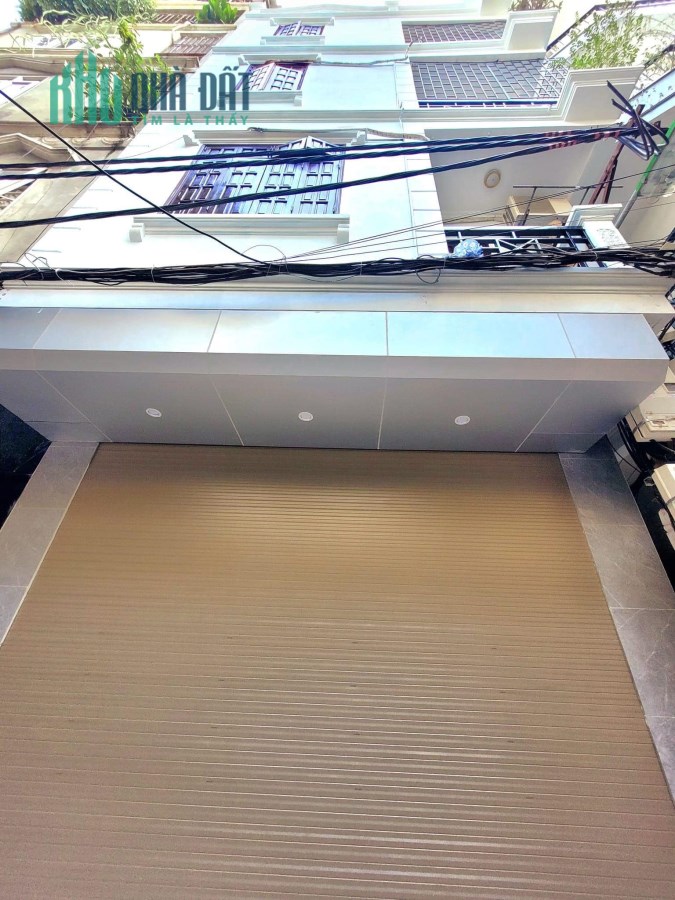 Cần bán gấp nhà phố Giáp Bát 53m2 x 4 tầng ngõ nông, ngõ ô tô đỗ giá chỉ 5,8 tỷ
