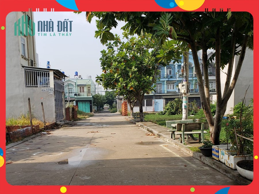 Chính chủ bán. Nhà 5M x 24M, 3 tầng. Xe hơi ngủ trong nhà. Hà Huy Giáp, Quận 12.