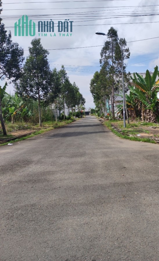 BÁN NHÀ PHỐ CÓ VỊ TRÍ ĐẸP, TIỆN ĐỂ Ở HOẶC KINH DOANH TẠI CÁI TẮC, HẬU GIANG