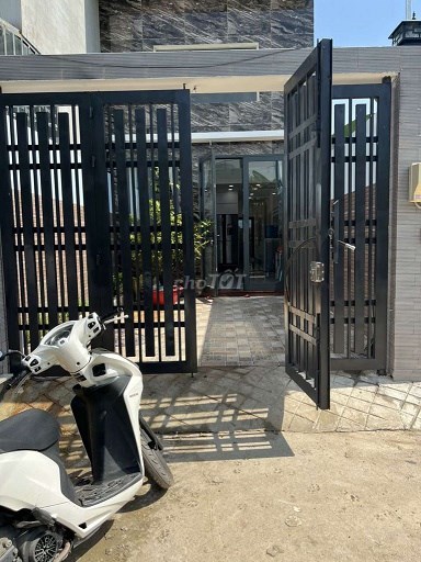 Cần Bán gấp nhà mới xây, vlxd và nt cao cấp tại Phước Thiện, P.Long Bình (Quận 9cũ), TP Thủ