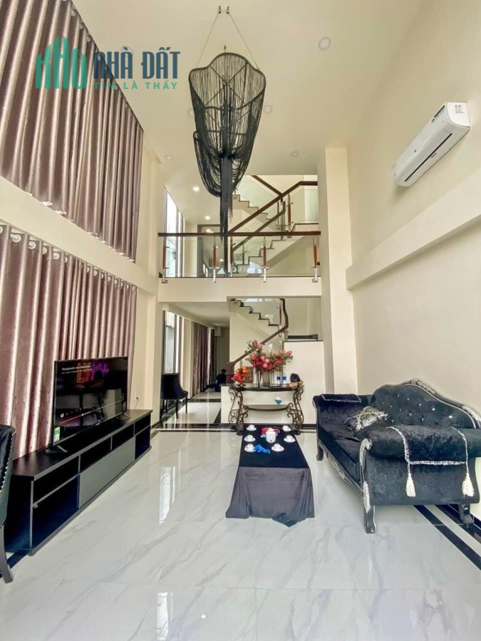 Cho thuê nhà phân lô ở Hào Nam, Đống Đa, ô tô tránh