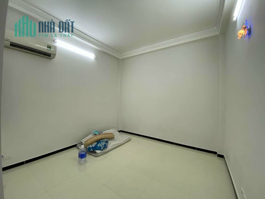 Bán Nhà HXH Trần Văn Quang, Tân Bình, 84m2, Chính Chủ Lâu Đời, Nhỉnh 6 Tỷ Thương Lượng.
