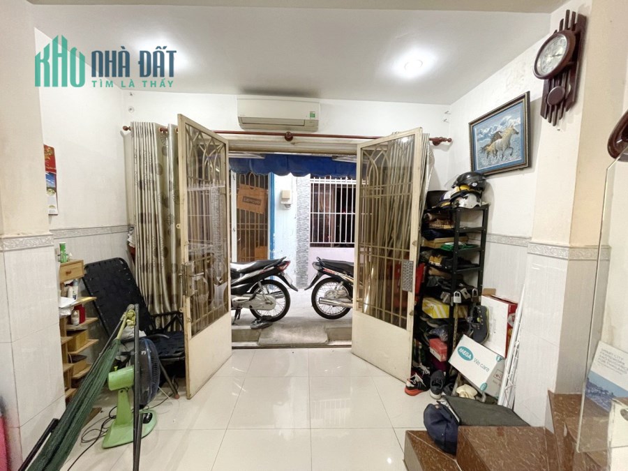 Nhà bán căn góc hẻm 231đường Dương Bá Trạc P1Q8