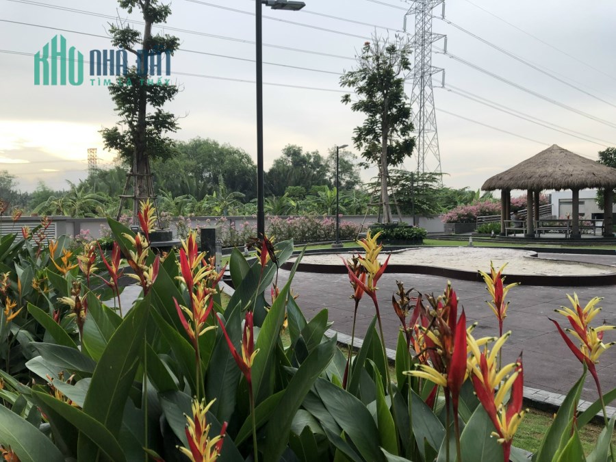 Cần bán chung cư lầu 10 vị trí đẹp tại The Park Residence huyện Nhà Bè TP Hồ Chí Minh