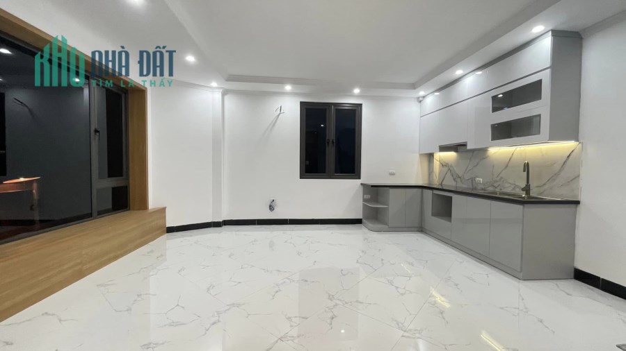 NHÀ ĐẸP LONG LANH ĐÓN TẾT THANG MÁY GẦN OTO BA BƯỚC RA PHỐ LÊ TRỌNG TẤN 40 6 TẦNG CHỈ NHỈNH 8 TỶ