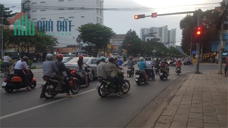 Cho thuê mặt bằng ngay góc ngã tư Trương Công Định, TP Vũng Tàu