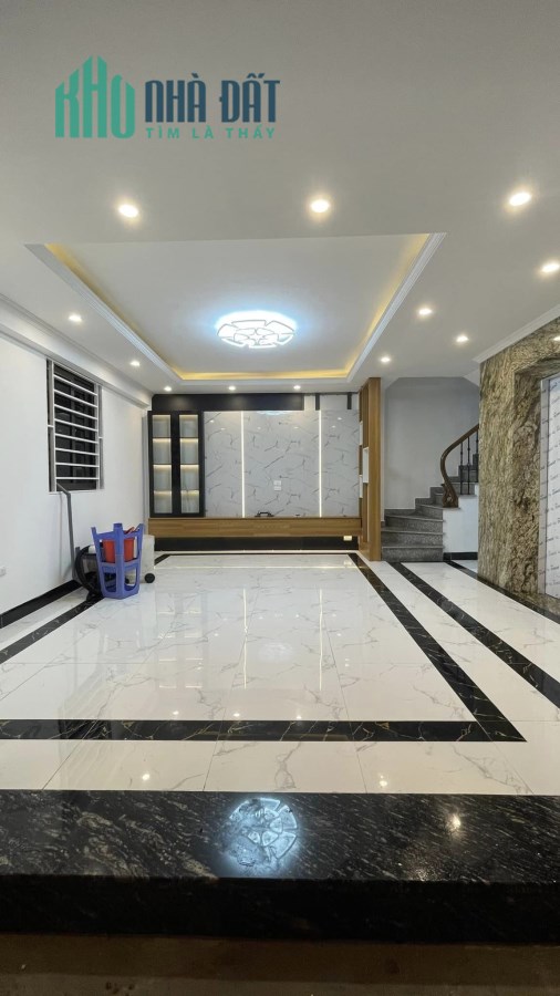 SOS NHÀ ĐẸP LONG LANH LÔ GÓC THOÁNG RỘNG THANG MÁY GẦN PHỐ 45M 6 TẦNG PHỐ LÊ TRỌNG TẤN Q HOÀNG MAI