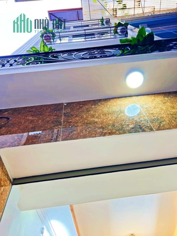 Nhà đẹp Chính Kinh - Lô Góc cực thoáng 45m2,  5 tầng, 6PN, MT 3.2,m, giá 5.85 tỷ - LH0936206176