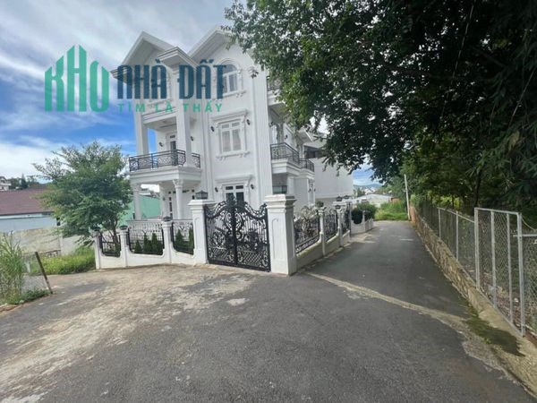 Bán đất xây dựng hẻm Vạn Hạnh Đà Lạt 233m2
