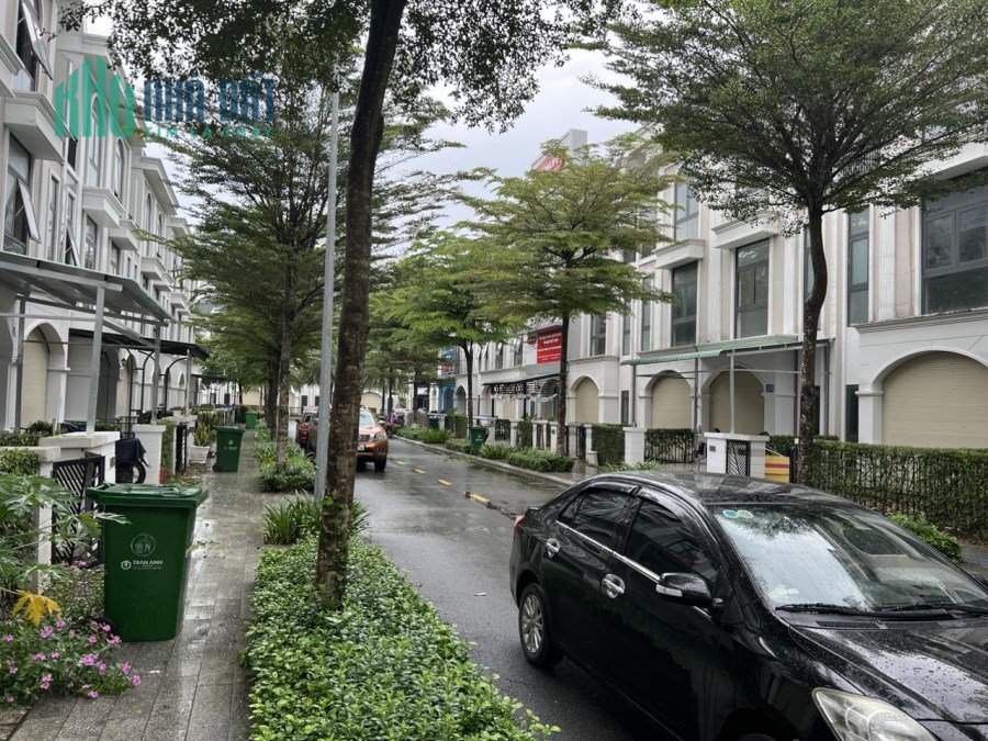 Cần bán nhà thuộc dự án Long Phú Villa Bến Lức Long An.
