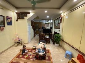 NHÀ ĐẸP ĐÔNG TÁC, ĐỐNG ĐA, KD Ô TÔ,  45M, 5T, MT:4M, 7.5 TỶ SỔ ĐẸP