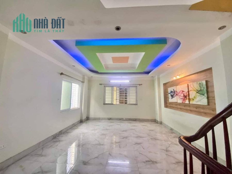 BÁN NHÀ MẶT NGÕ KINH DOANH HỒ TÙNG MẬU CẦU GIẤY 33m 6T Gía nhỉnh 4 Tỷ