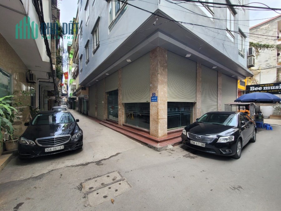 Bán nhà đường Láng, Đống Đa, Phân Lô, Gara Ô Tô, Thang máy, 56m2, MT: 5m. Giá 11,8 tỷ