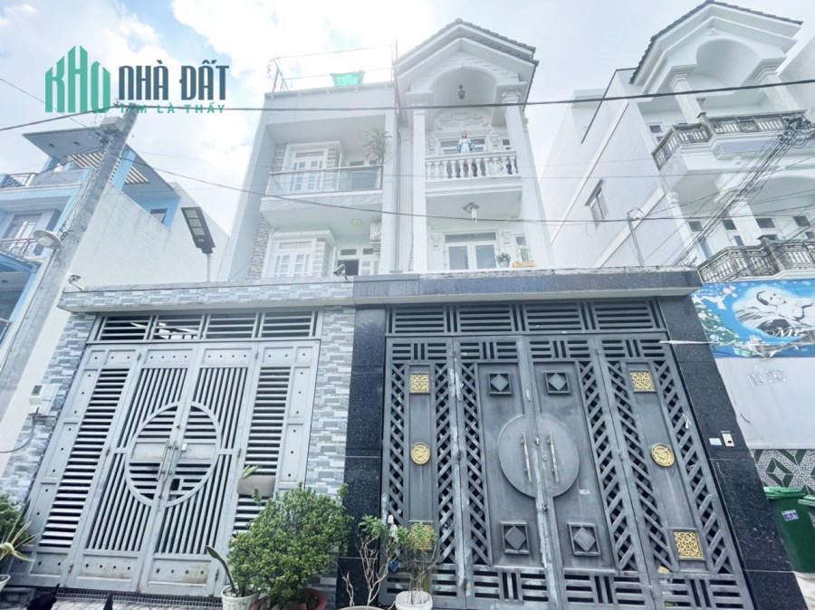 VỊ TRÍ TRUNG TÂM Q12, 100M RA MT DƯƠNG THỊ MƯỜI, 4 TẦNG, 4 PN, NHÀ MỚI ĐẸP Ở NGAY.
