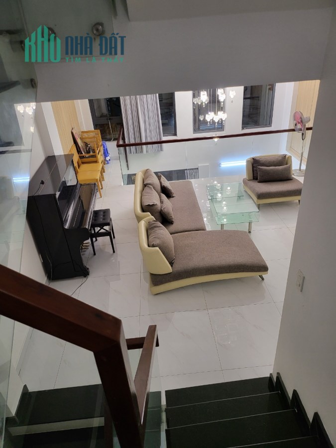 Bán nhà Phú Nhuận HXH 60m2 đẹp lung linh 5 tầng Huỳnh Văn Bánh 8.9 tỷ.