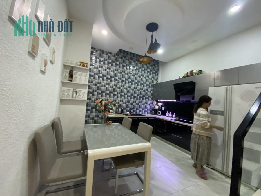 Bán nhà đường Lê Cơ Hải Châu ngay sát chợ Hoà Cường