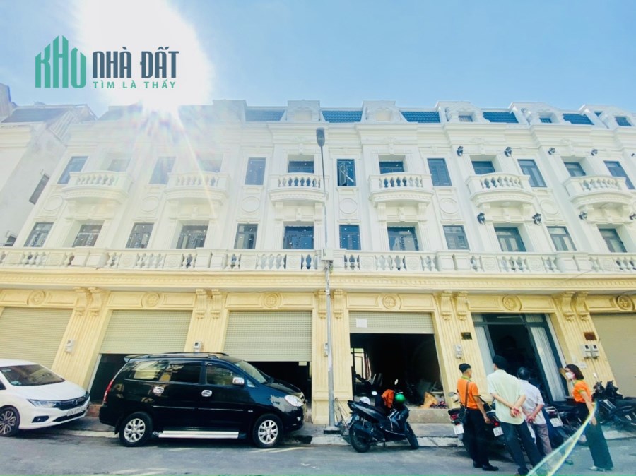BÁN NHÀ NHƯ HÌNH MẶT TIỀN TÔ HIỆU HÒA BÌNH TÂN PHÚ