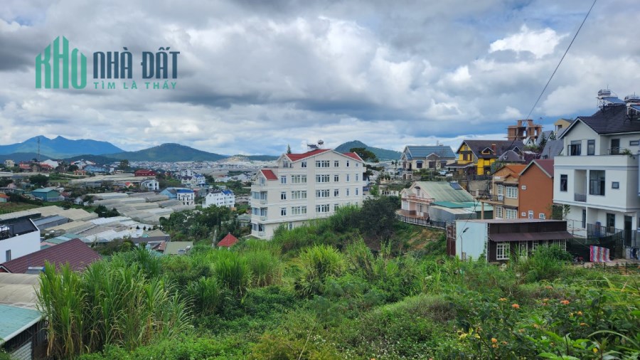Đất view Vip phù hợp làm biệt thự đơn lập nghỉ dưỡng, trồng cây xanh nuôi cá cảnh đường ôtô 3m5