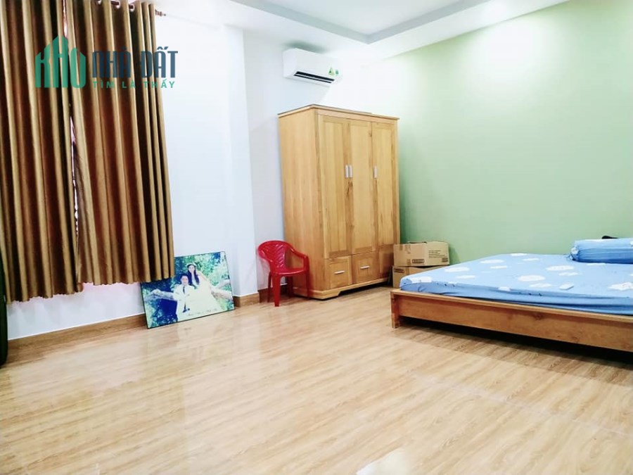 Bán nhà gấp đường Hà Huy Giáp, giá 5.2 tỷ, 5 lầu, hẻm xe hơi giá thương lượng