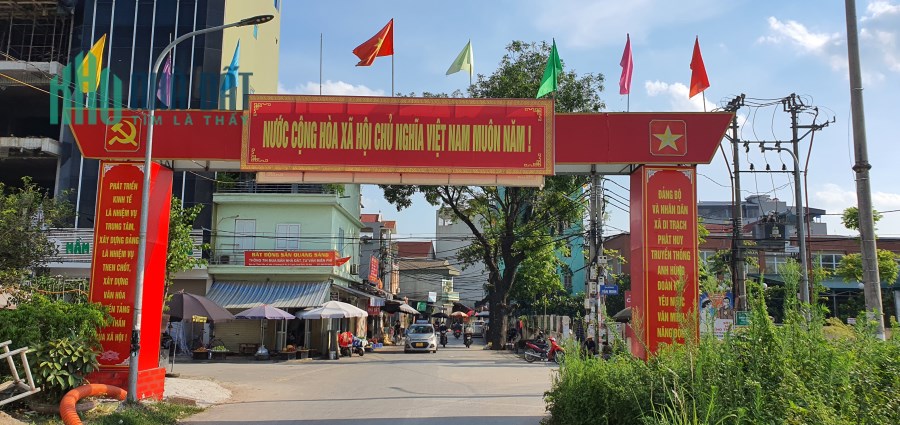 Nhà rộng Di Trạch, ngõ trước nhà rộng rãi như sân bóng mini, xây cực đẹp- lh hoa