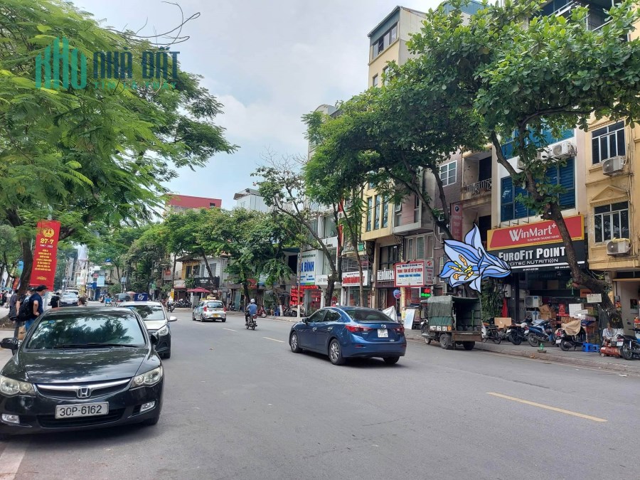 MẶT PHỐ BA ĐÌNH, KINH DOANH, VỈA HÈ RỘNG, 56m, 4 tầng. Giá 11.15 tỷ