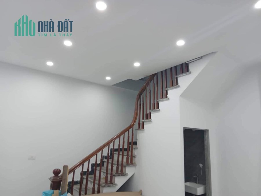 BÁN NHÀ VỠ NỢ ĐỐNG ĐA 30M2 nhỉnh 2 TỶ