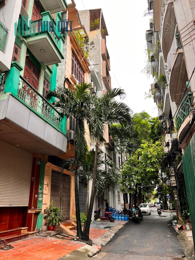 BÁN NHÀ HOÀNG CẦU, ĐỐNG ĐA, 80M, 5T, MT 6.5M, PHÂN LÔ, OTÔ TRÁNH, KINH DOANH, NHỈNH 20 TỶ,