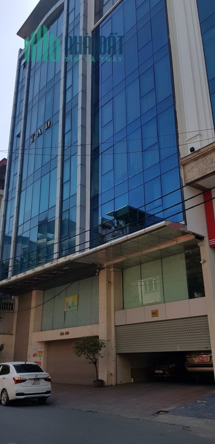 Bán 230m2 nhà 10 tầng mặt phố Lê Văn Lương Cầu Giấy 120 tỷ.