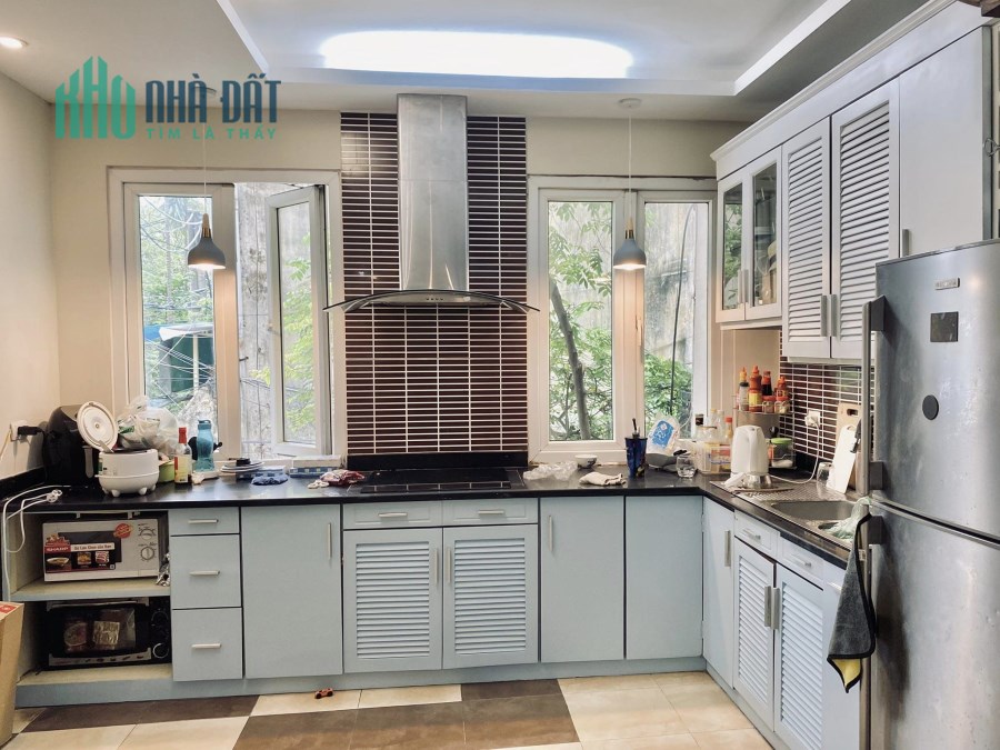 Bán nhà đường VÕ THỊ SÁU_48 M2 X 5 TẦNG_9.8 TỶ - ĐẸP VIEW HỒ - Ô TÔ ĐỖ CỬA VÀO NHÀ