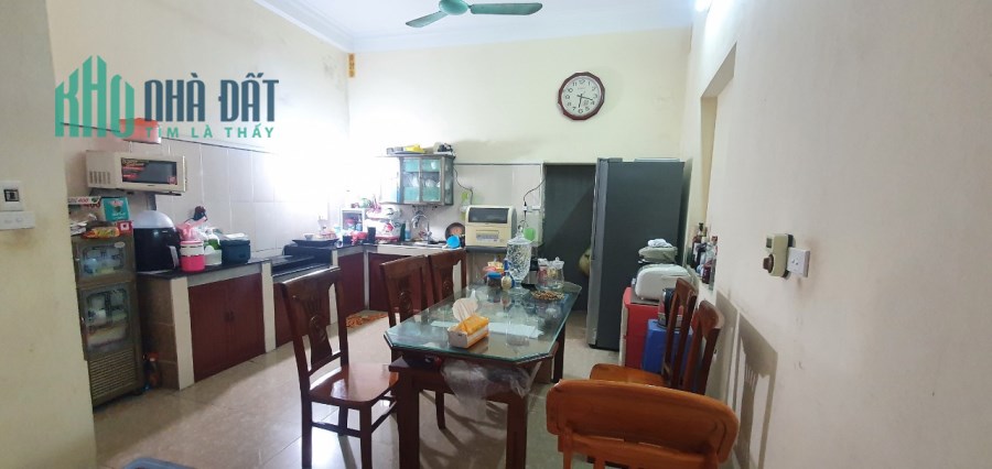 Cần bán nhanh nhà Tư Đình Dt 54m, 2.5 Tầng, Giá nhỉnh 4 tỷ.