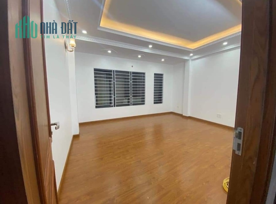 3.6 tỷ có ngay nhà mới tinh Trần Cung, Bắc Từ Liêm - 33m, gỗ Lim cao cấp