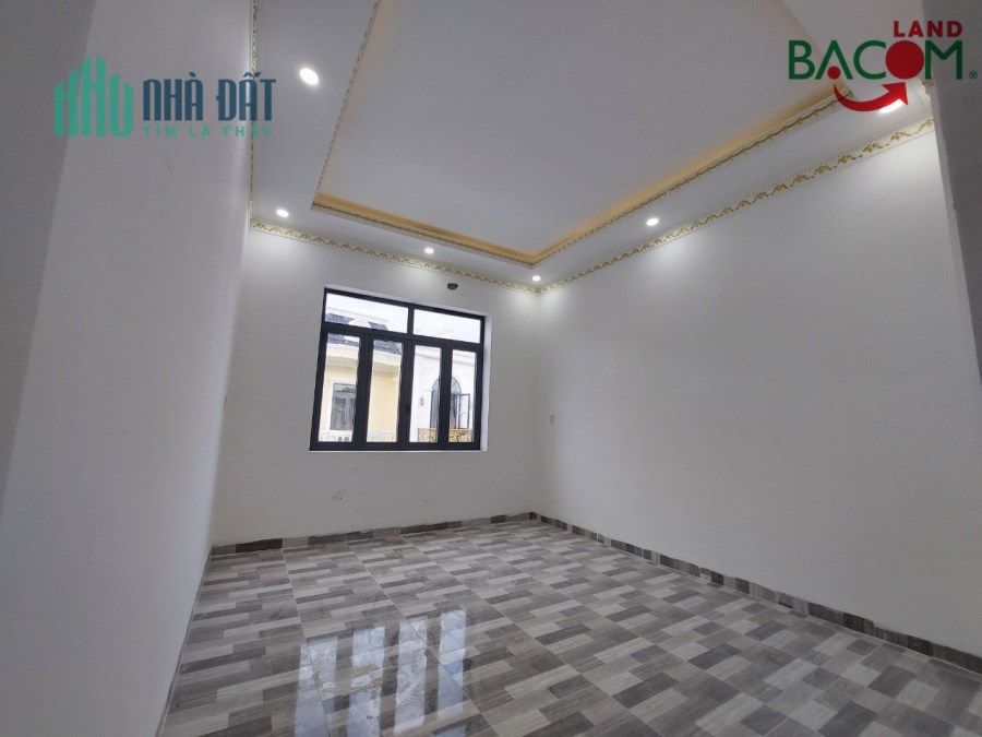 Bán căn nhà 1 trệt 2 lầu 80m2 p. Hóa an, KDC VIP cổng sau công ty Pouuchen
