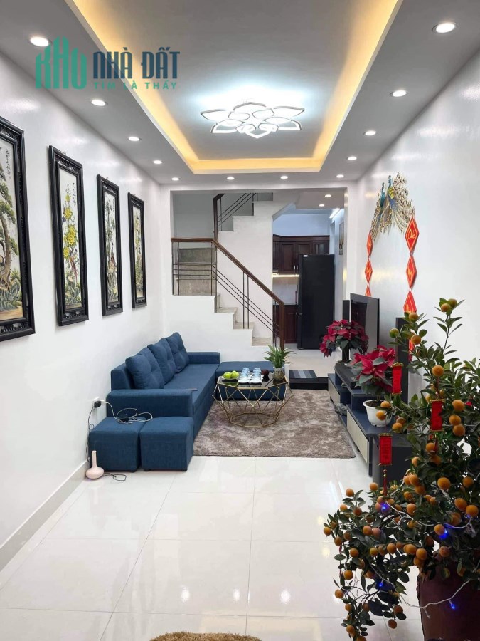 Bán nhà phố Đồng Nhân - Ngõ 3 gác chạy - Ô tô đỗ 30m - MT 5m - 48m - 6.3 tỷ
