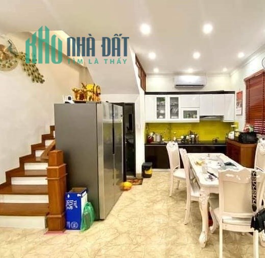 Chính chủ bán 51m2 đất giá 3.7 tỷ tặng nhà 4 tầng tại ngõ 322 Mỹ Đình quận Nam Từ Liêm. 0812159368