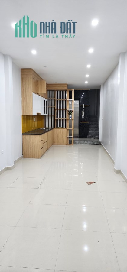 BÁN NHÀ MỸ ĐÌNH - DÂN XÂY - NHÀ MỚI - CÓ THANG MÁY - DT: 45M × 6 TẦNG × 4 NGỦ KHÉP KÍN.