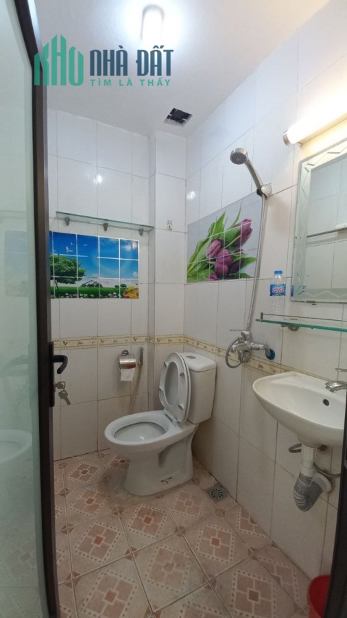 BÁN GẤP nhà Thái Hà 30m2, 2.5 tỷ
