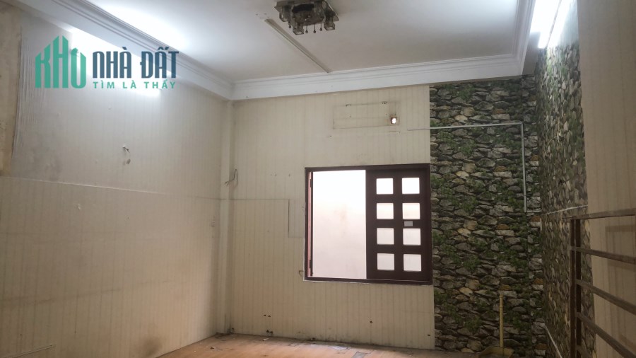 Phòng trọ mặt tiền Lê Văn Quới, DT 10m2-40m2.